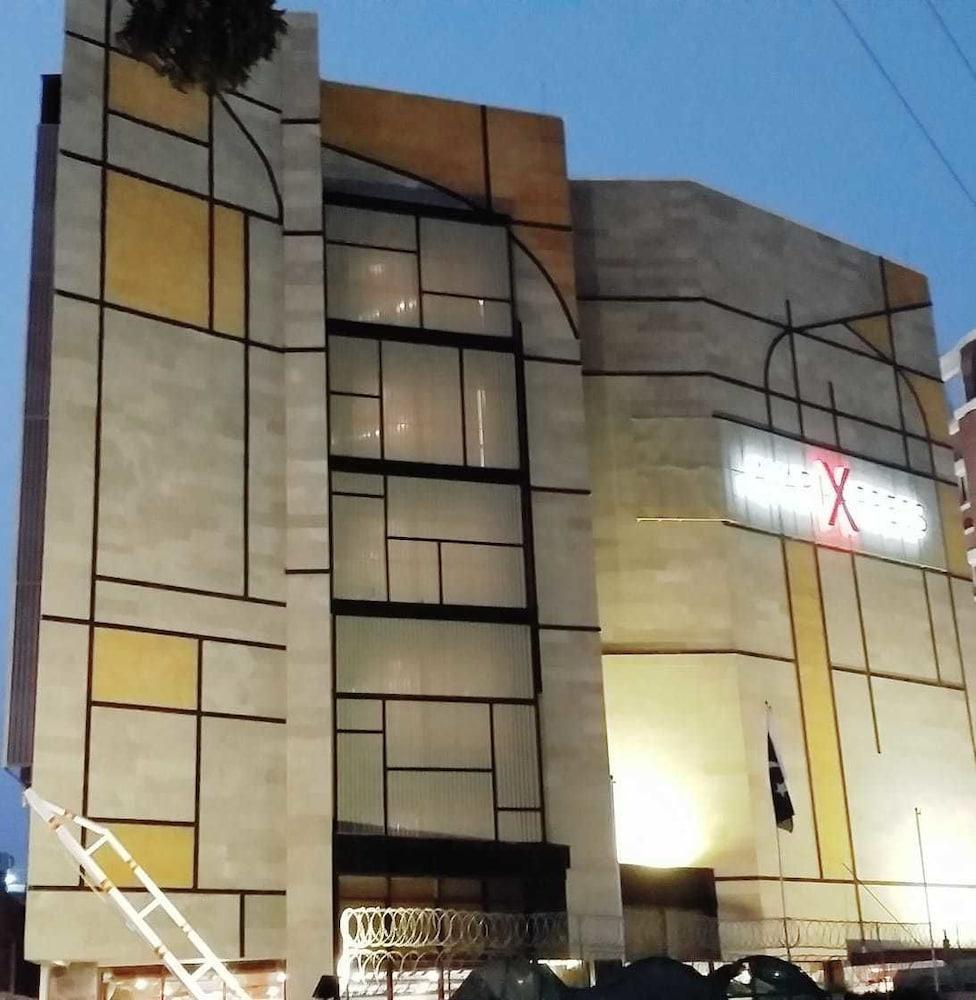 Avari Boutique Multan Exteriör bild