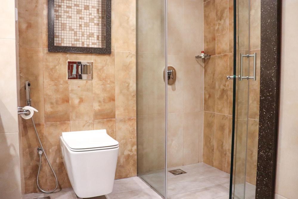 Avari Boutique Multan Exteriör bild
